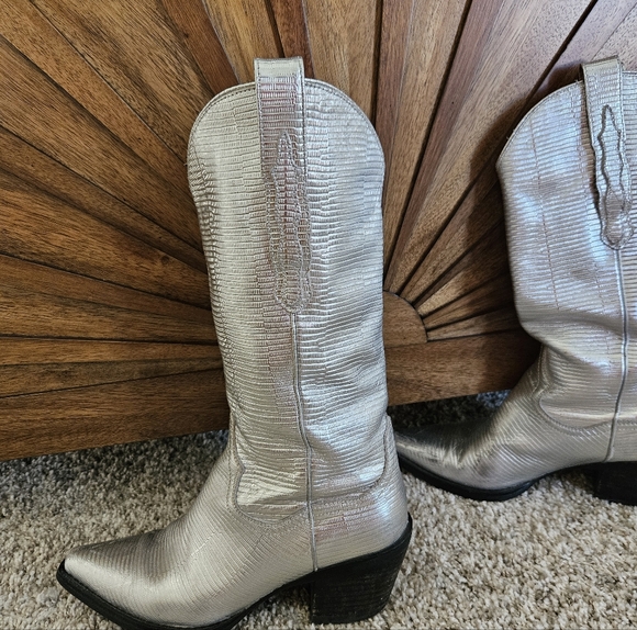 Jeffery Campbell Dagget Boots - Picture 9 of 9